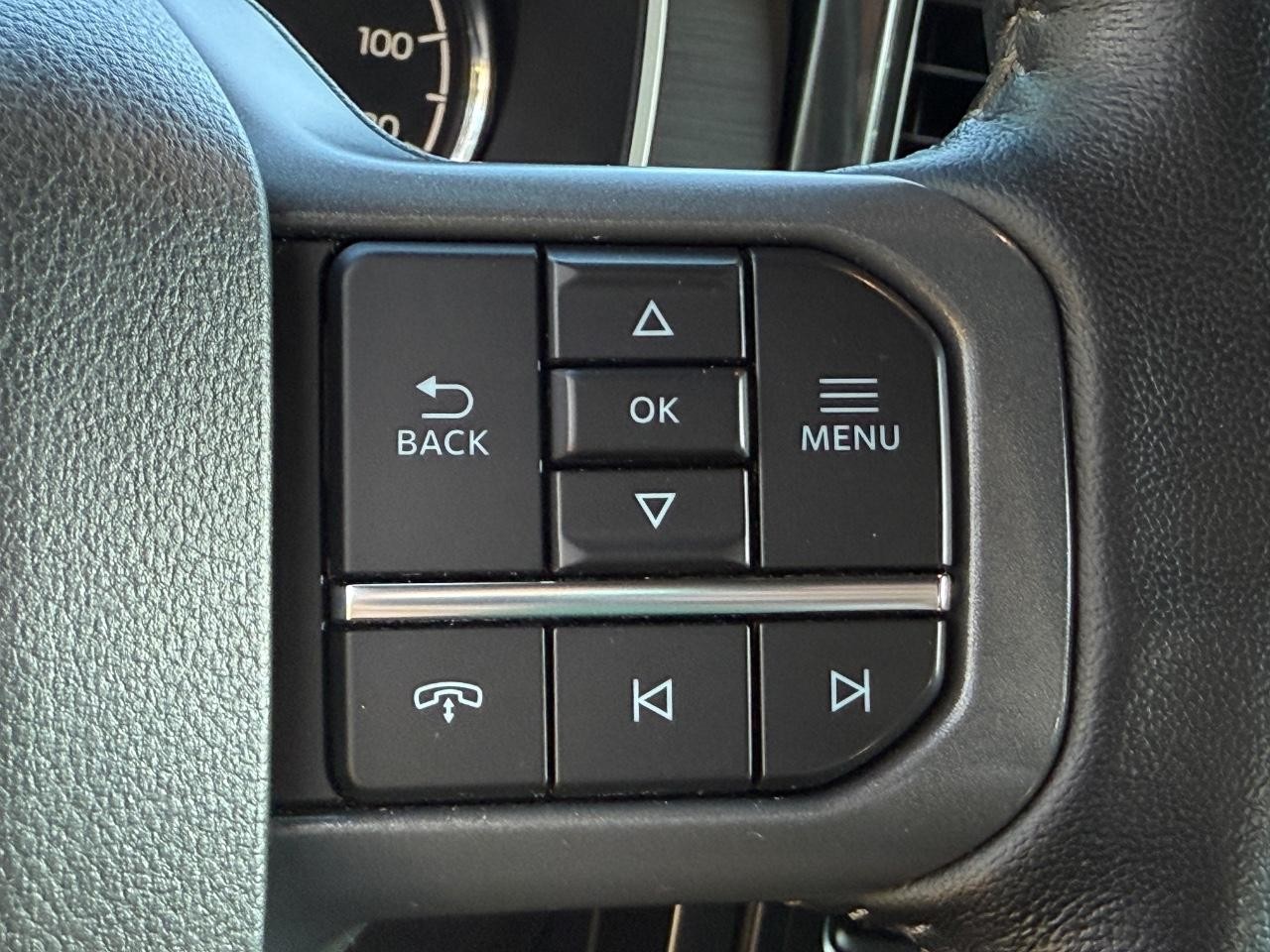 2022 Oxford White Ford F-150 XLT 4X4 Truck