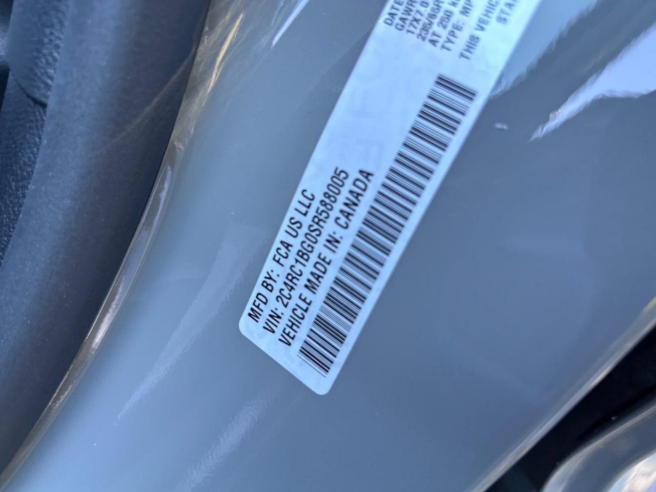 2025 Ceramic Gray Clearcoat Chrysler Pacifica Select FWD Van