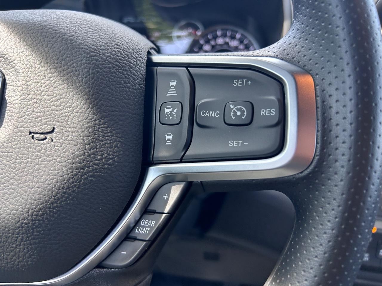 2025 Ram 2500 Tradesman photo 13