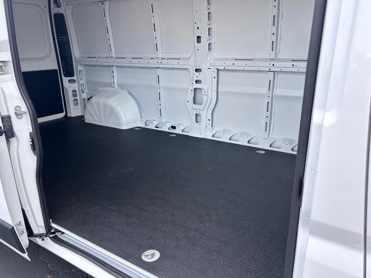 2025 Bright White Clearcoat Ram ProMaster Cargo Van High Roof FWD Van