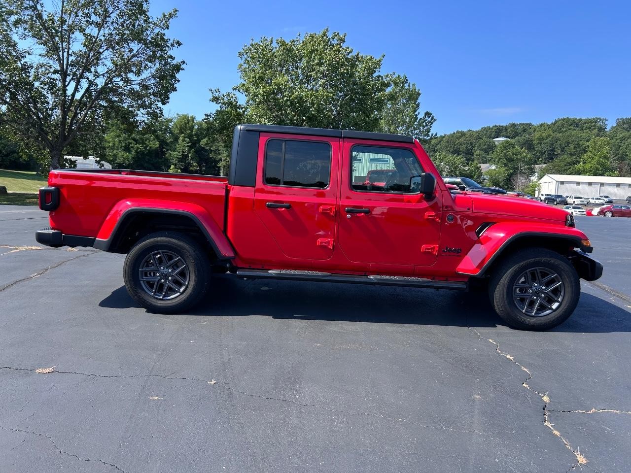 2024 Firecracker Red Clearcoat Jeep Gladiator Sport 4X4 Truck
