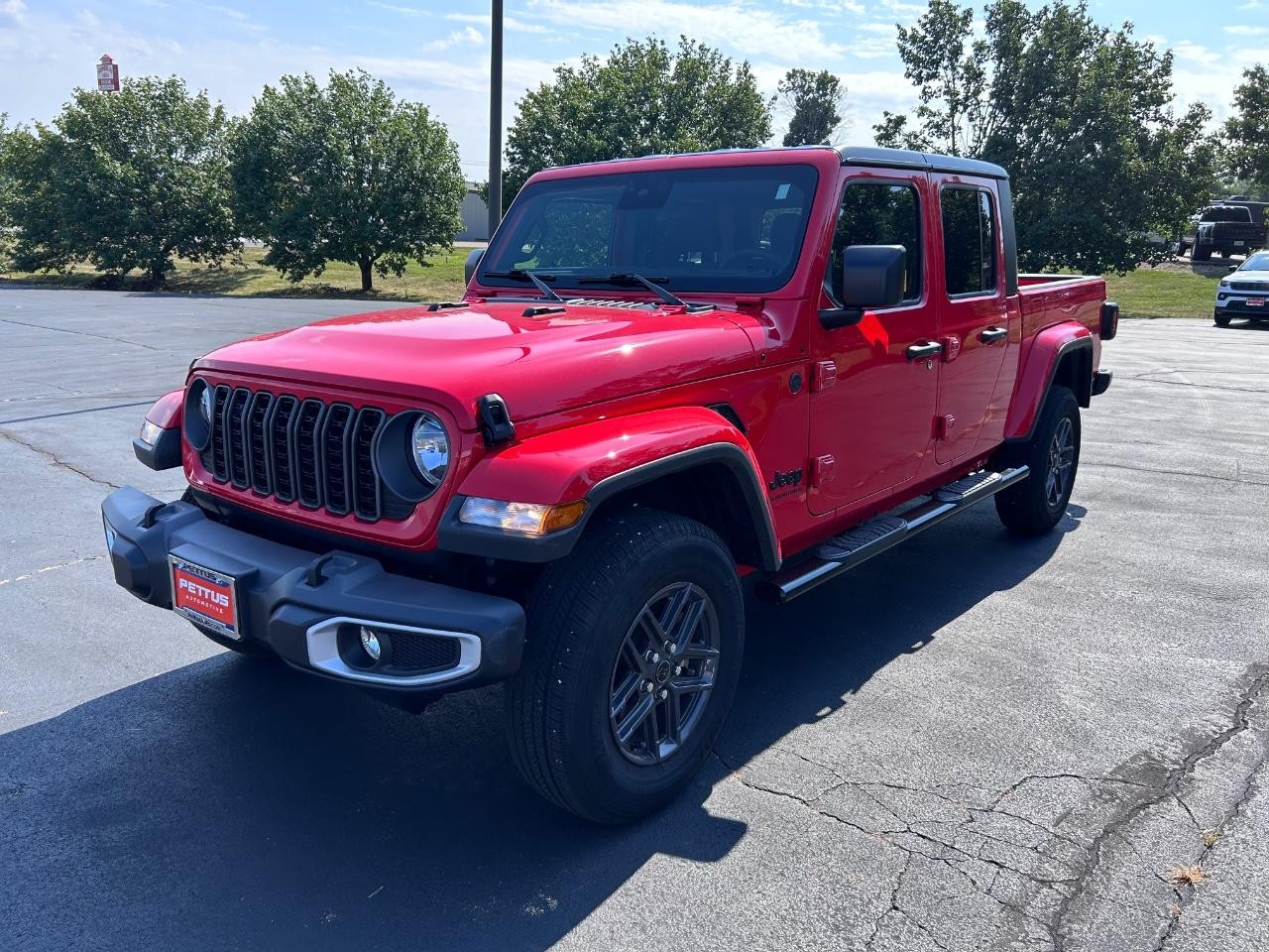 2024 Firecracker Red Clearcoat Jeep Gladiator Sport 4X4 Truck