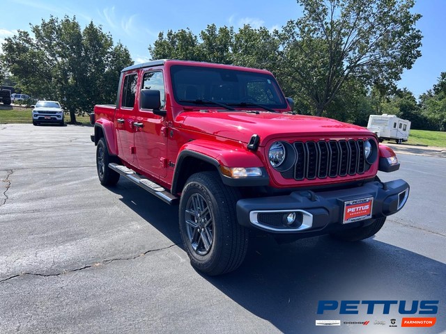 2024 Jeep Gladiator Sport at Pettus CDJR Farmington in Farmington MO