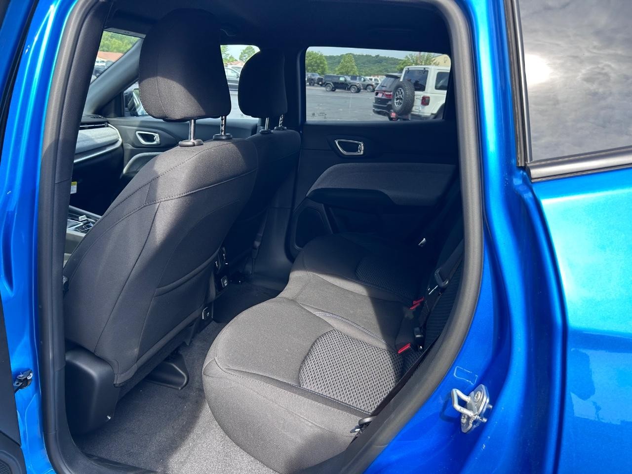 2025 Jeep Compass Sport photo 6