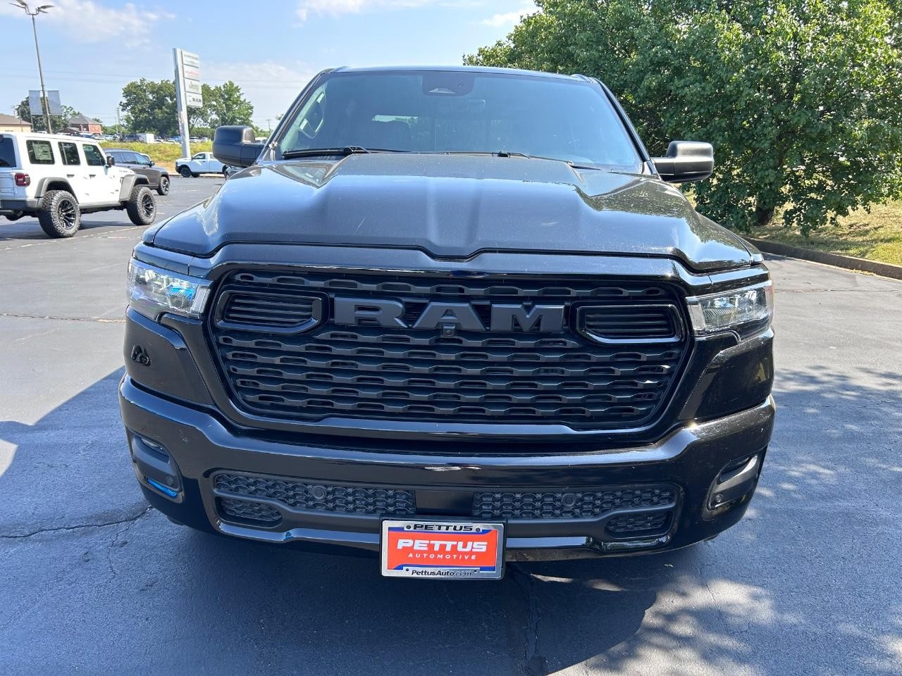 2025 Diamond Black Crystal Pearlcoat Ram 1500 Tradesman 4X4 Truck