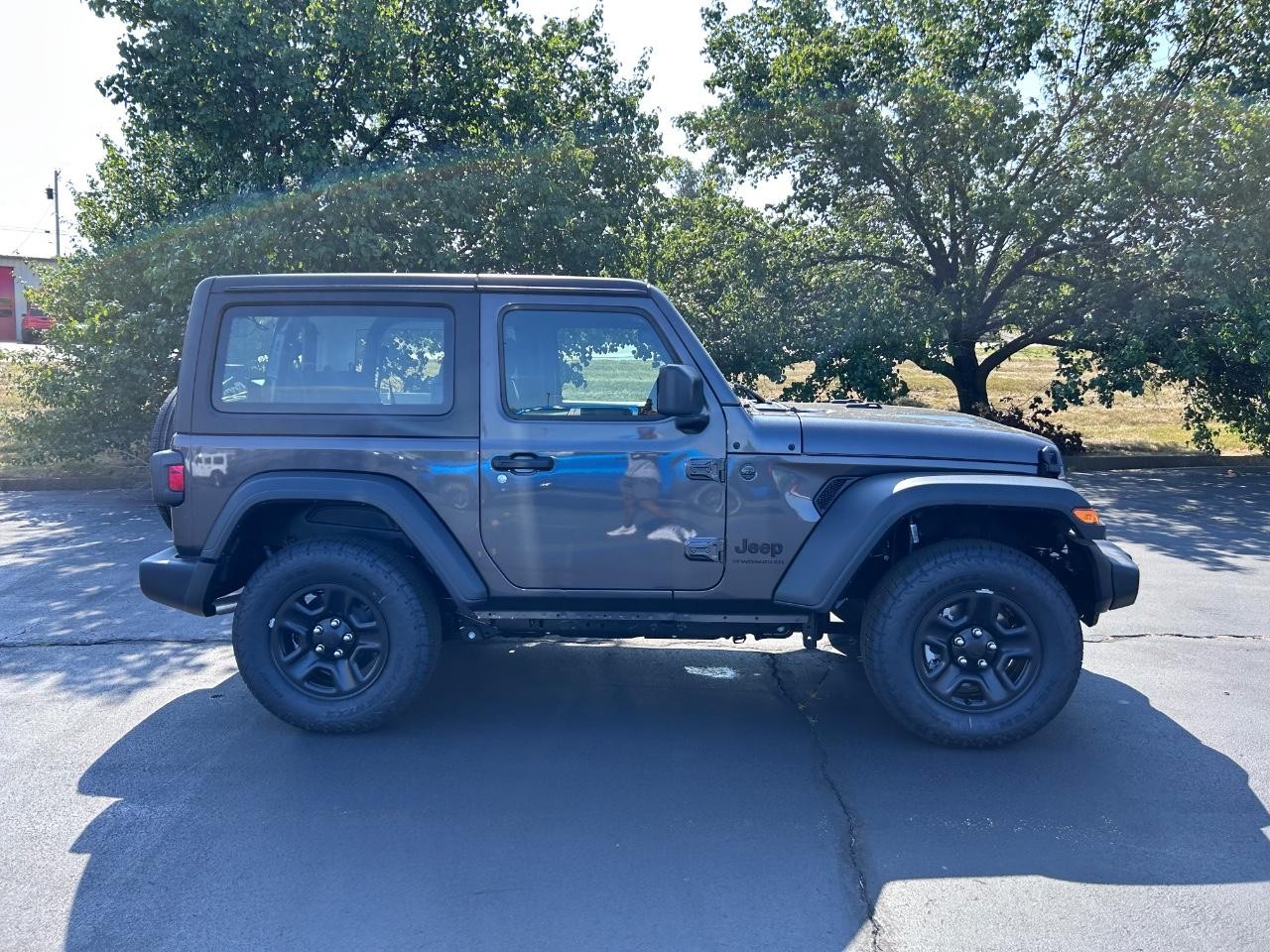 2025 Jeep Wrangler Sport photo 2
