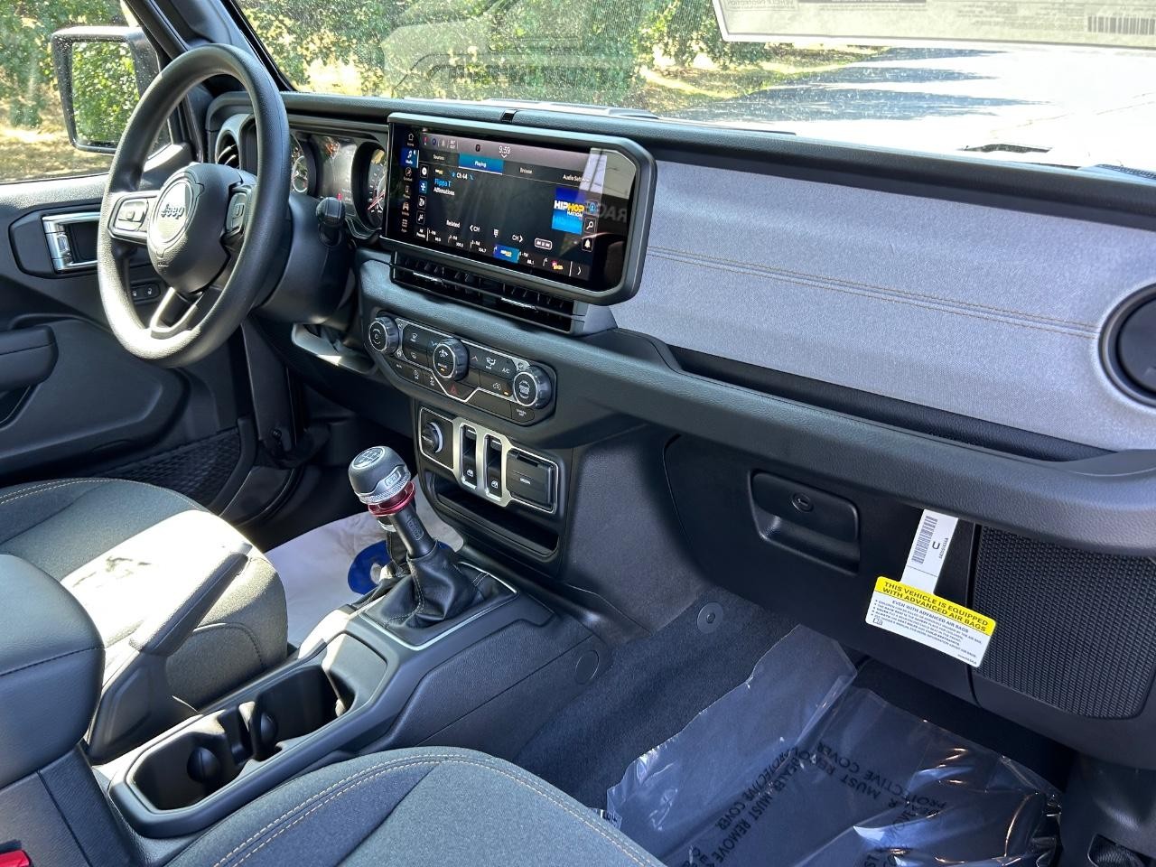 2025 Jeep Wrangler Sport photo 10