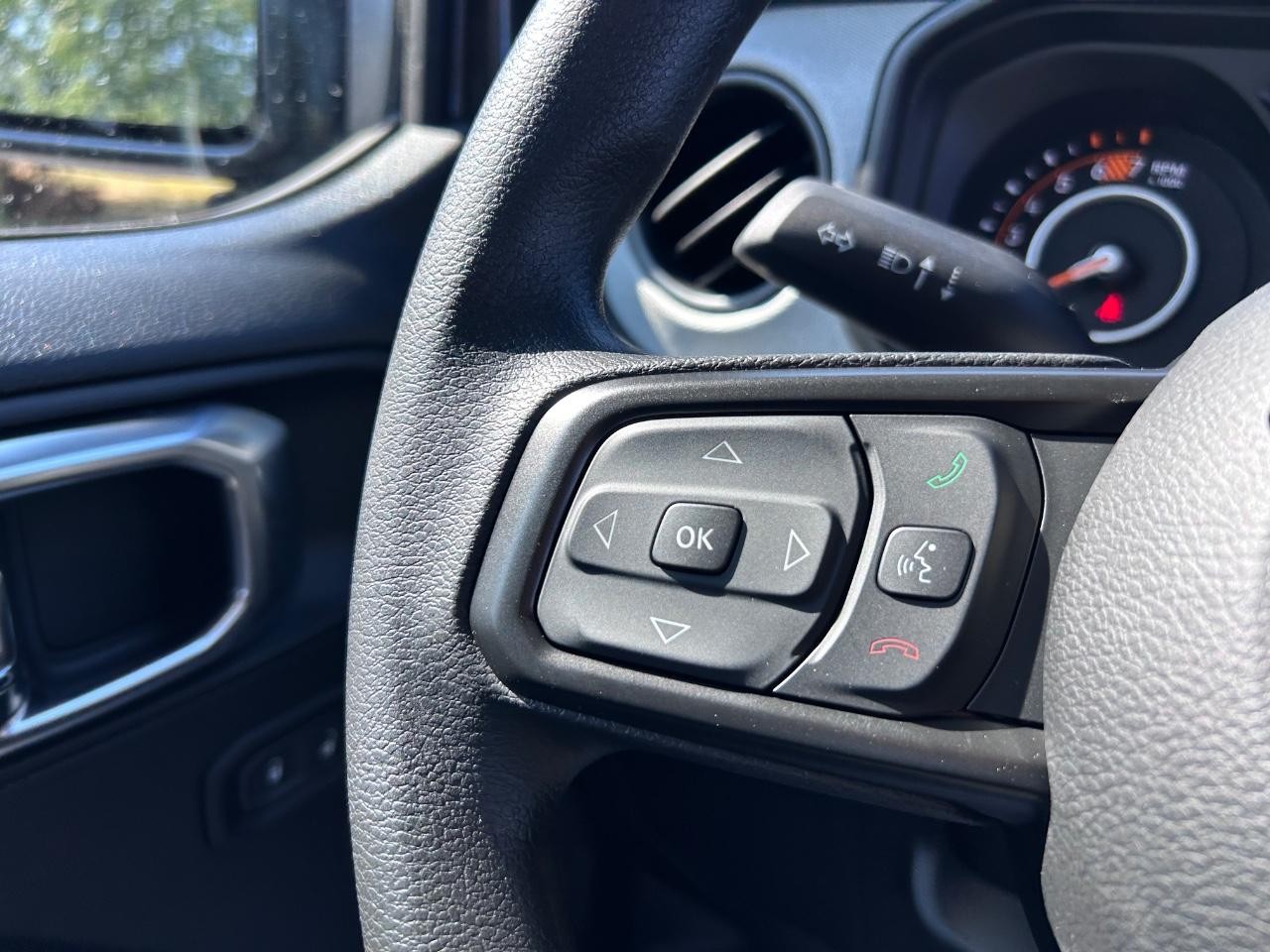 2025 Jeep Wrangler Sport photo 12