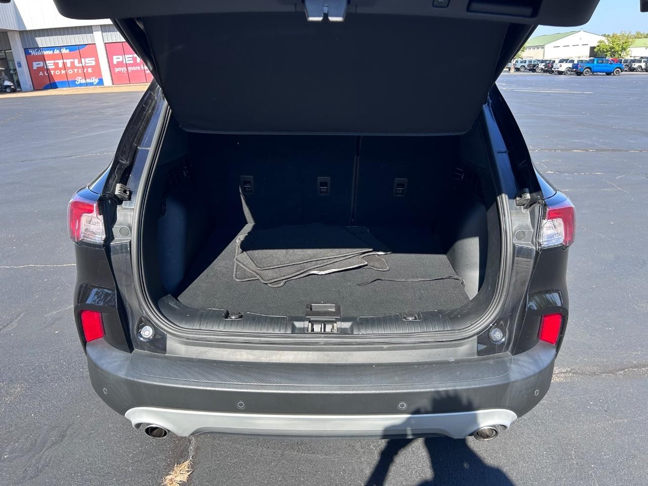 Ford Escape Hybrid Vehicle Full-screen Gallery Image 05