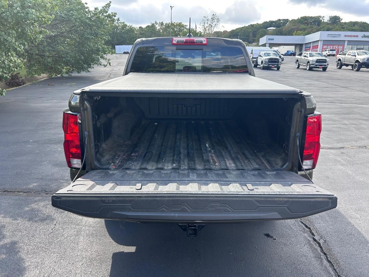 Chevrolet Colorado Vehicle Full-screen Gallery Image 05