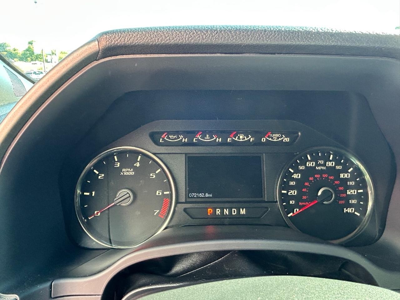 Ford F-150 Vehicle Full-screen Gallery Image 13