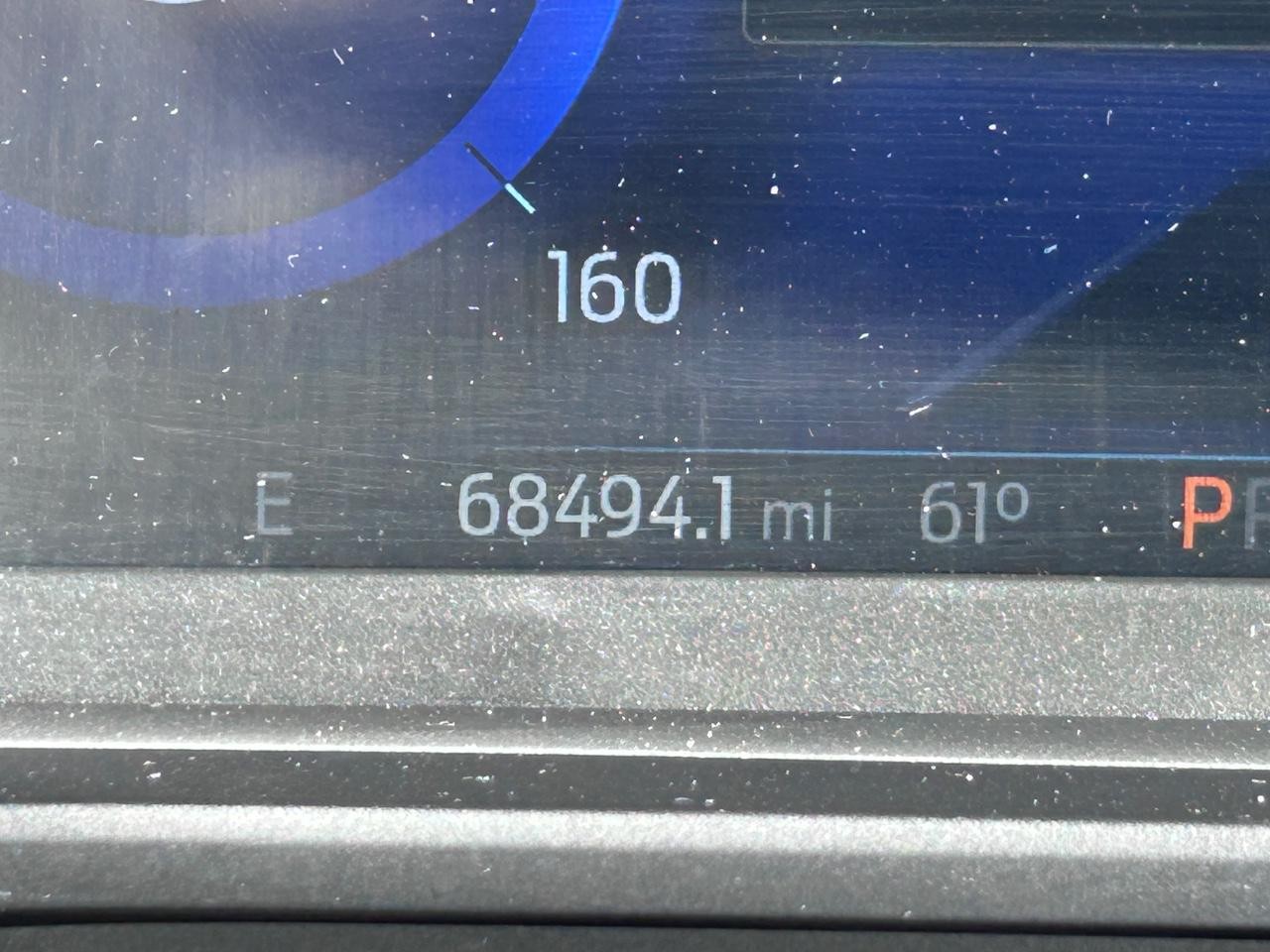 Ford Escape Hybrid Vehicle Full-screen Gallery Image 22