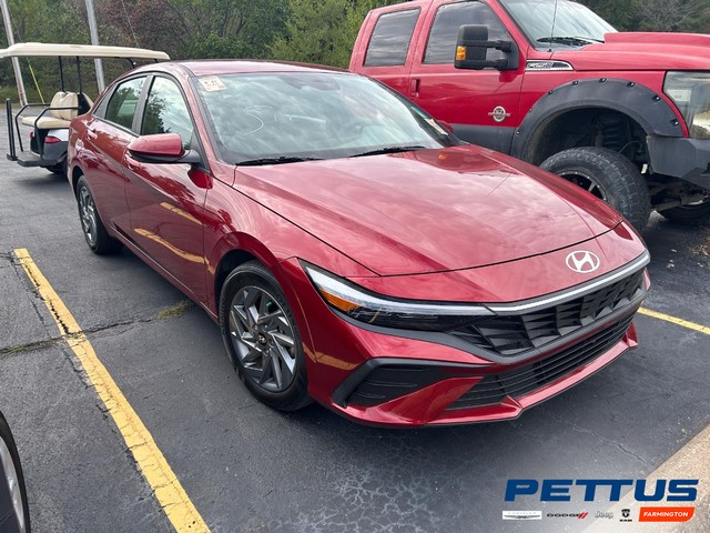 2024 Hyundai Elantra SEL at Pettus CDJR Farmington in Farmington MO