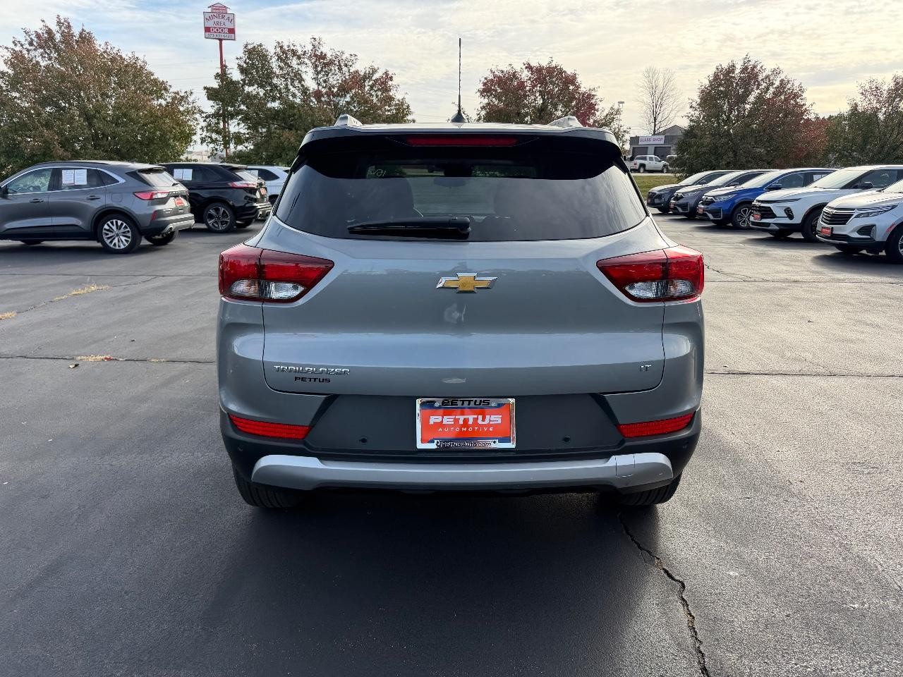 Chevrolet TrailBlazer Vehicle Full-screen Gallery Image 04