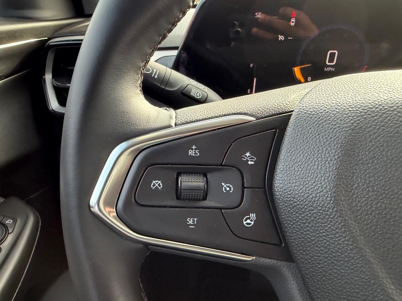 Chevrolet TrailBlazer Vehicle Full-screen Gallery Image 12