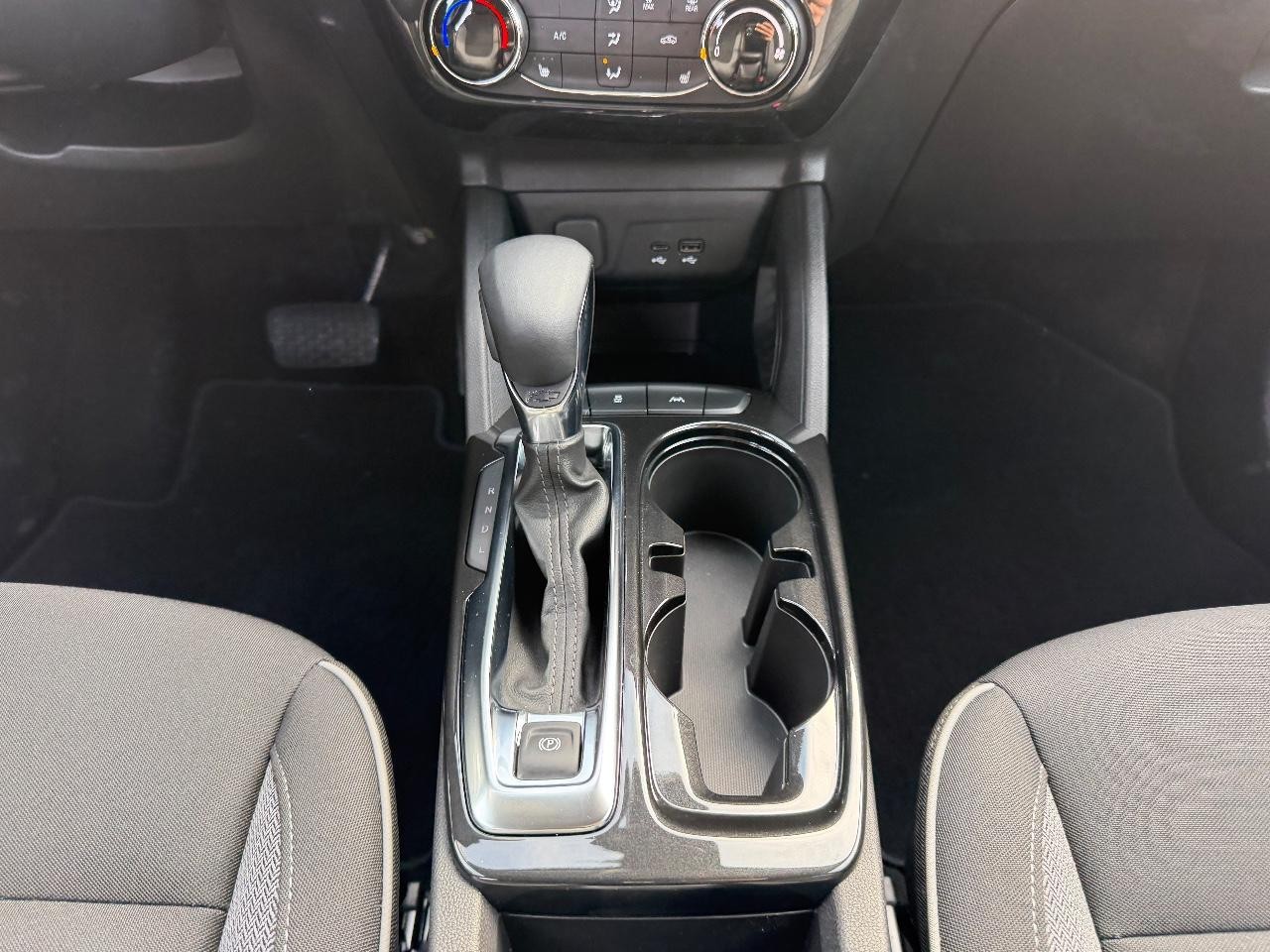 Chevrolet TrailBlazer Vehicle Full-screen Gallery Image 16