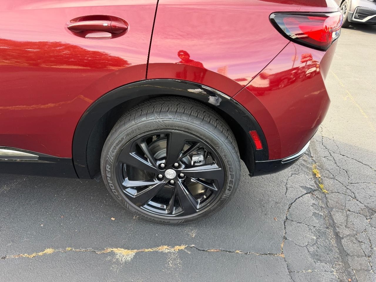 Buick Envision Vehicle Full-screen Gallery Image 07