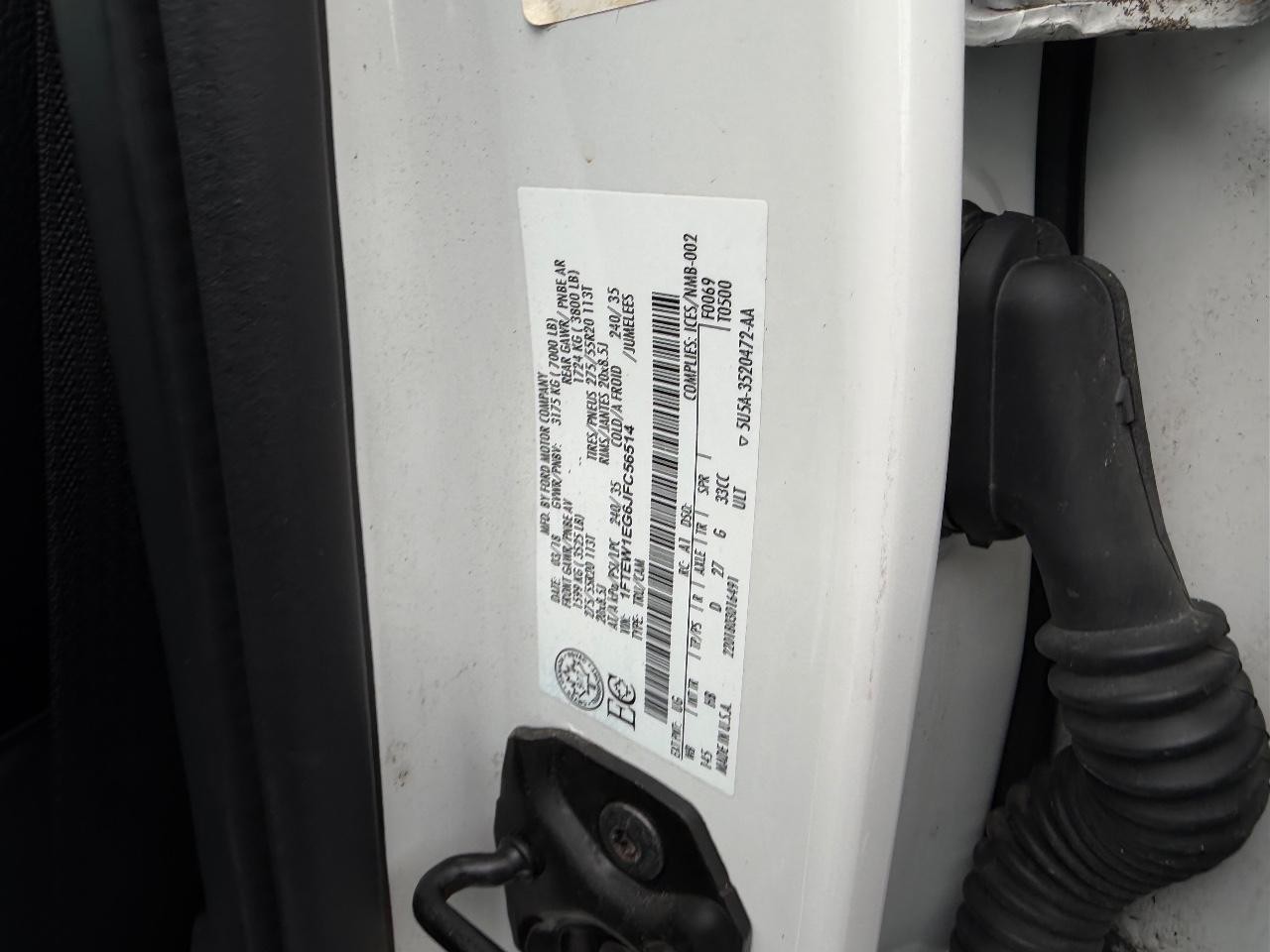 Ford F-150 Vehicle Full-screen Gallery Image 24