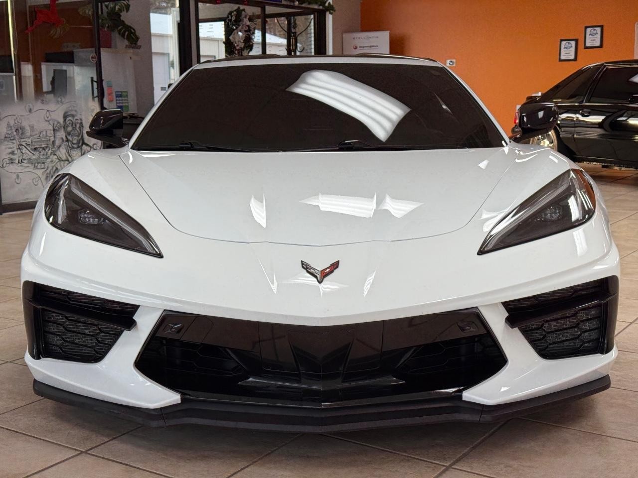 Chevrolet Corvette Vehicle Full-screen Gallery Image 08