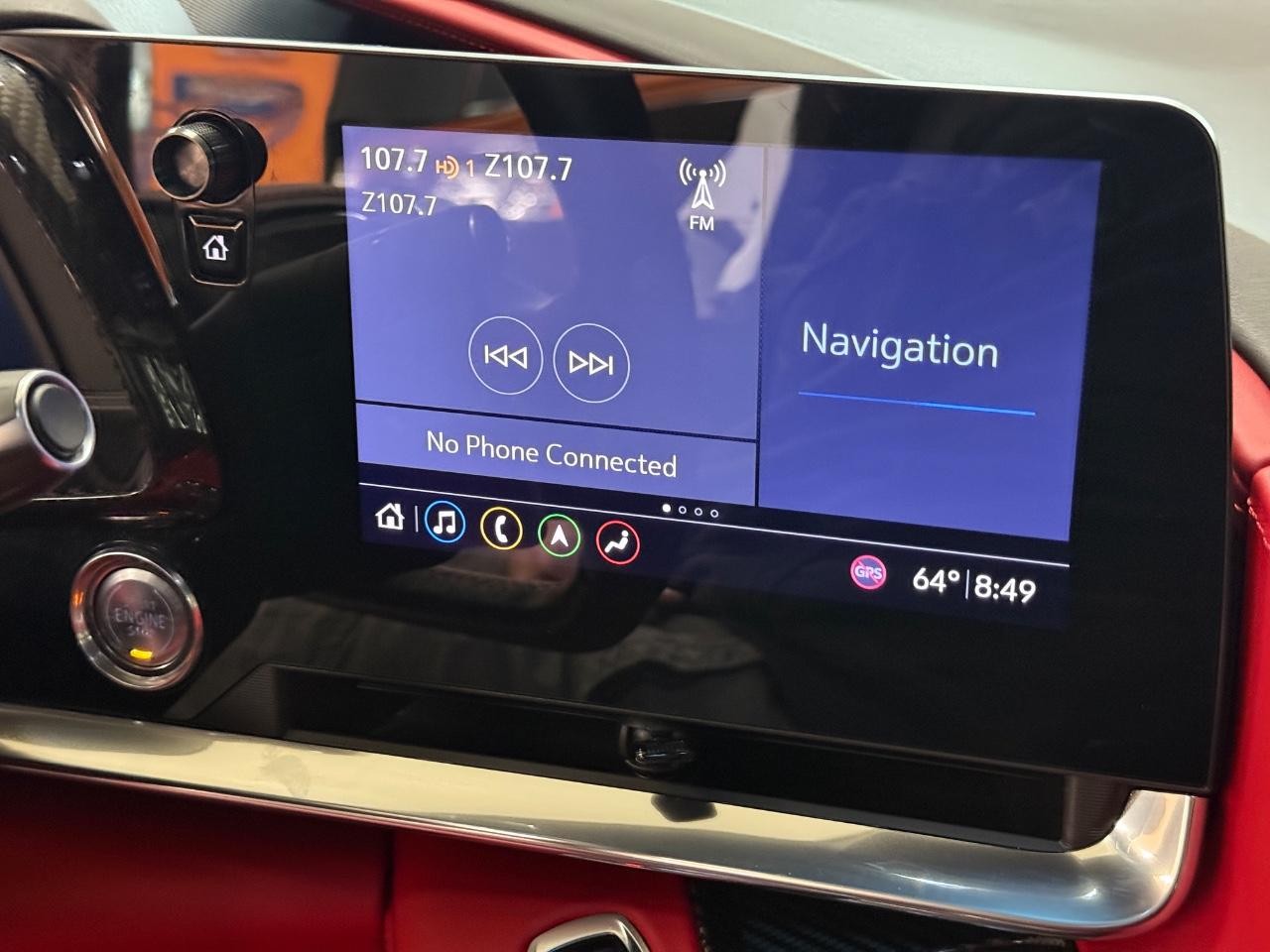 Chevrolet Corvette Vehicle Full-screen Gallery Image 16