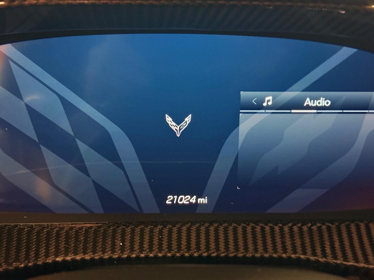 Chevrolet Corvette Vehicle Full-screen Gallery Image 23