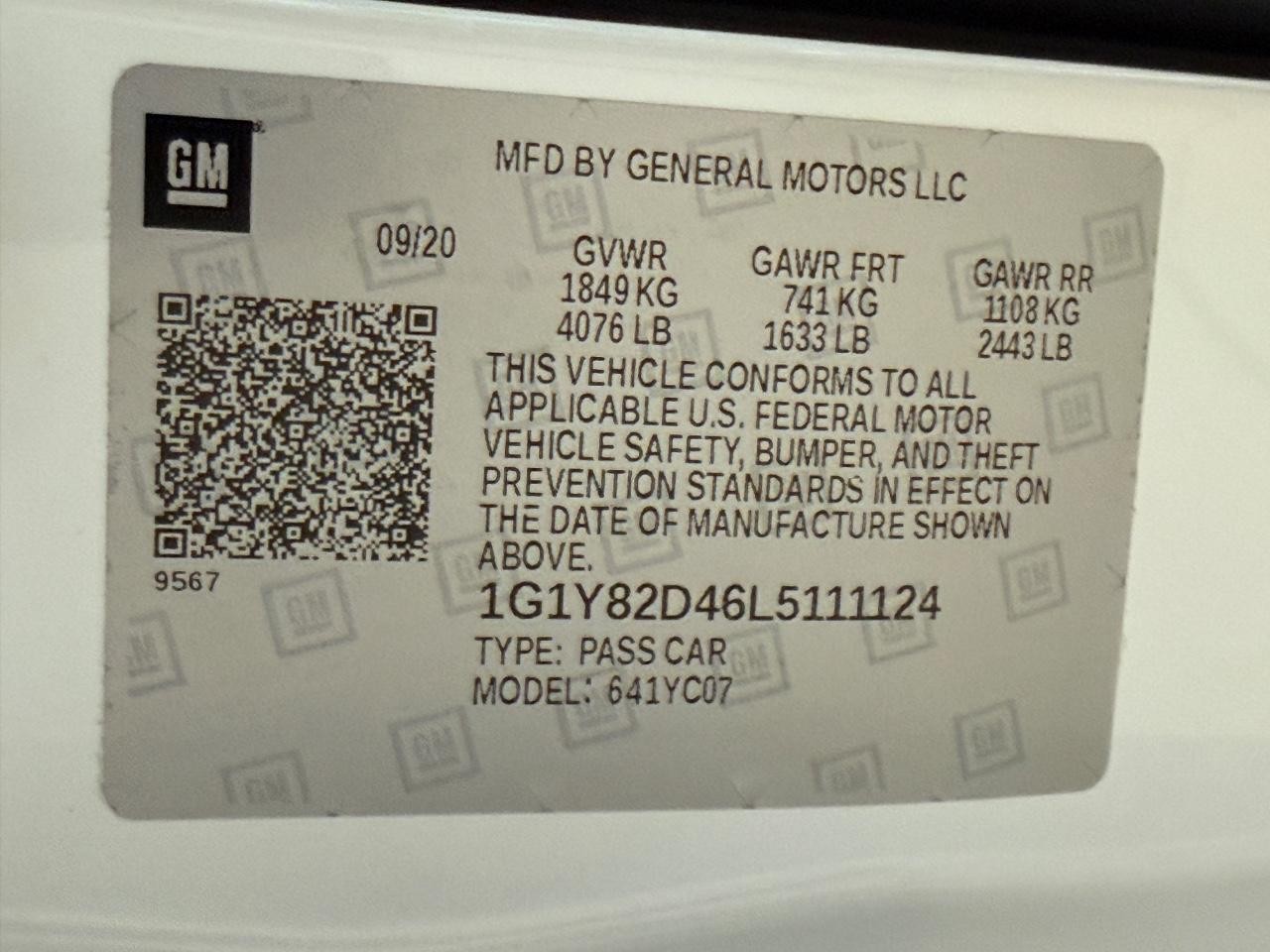 Chevrolet Corvette Vehicle Full-screen Gallery Image 27