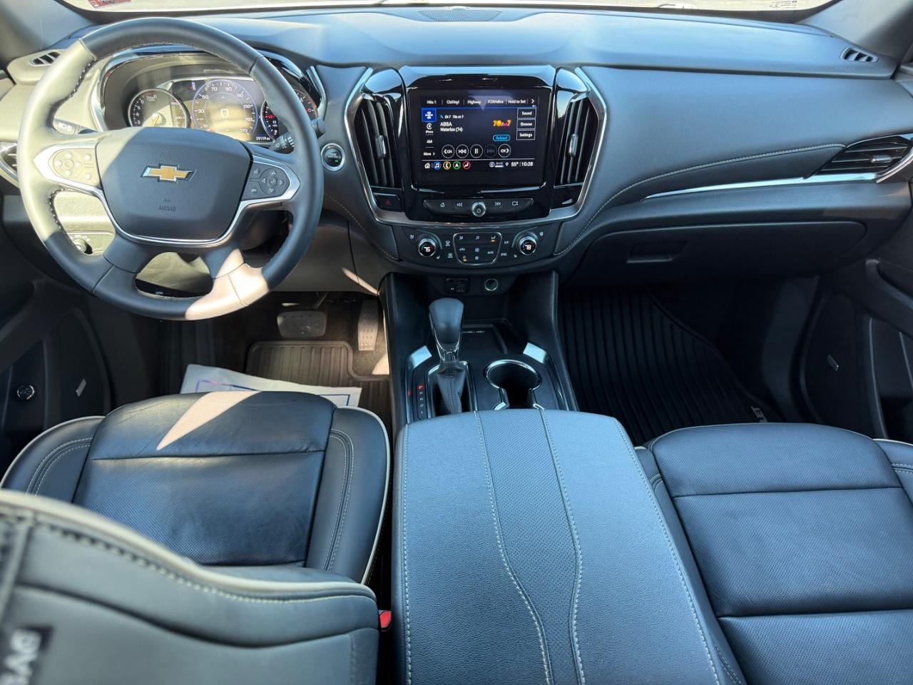 Chevrolet Traverse Vehicle Full-screen Gallery Image 13