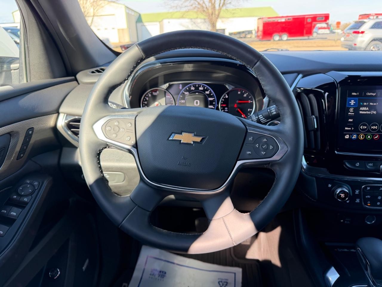 Chevrolet Traverse Vehicle Full-screen Gallery Image 14