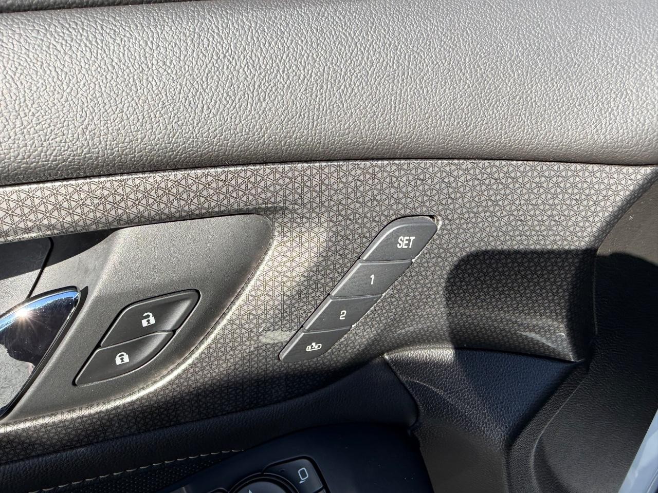 Chevrolet Traverse Vehicle Full-screen Gallery Image 22