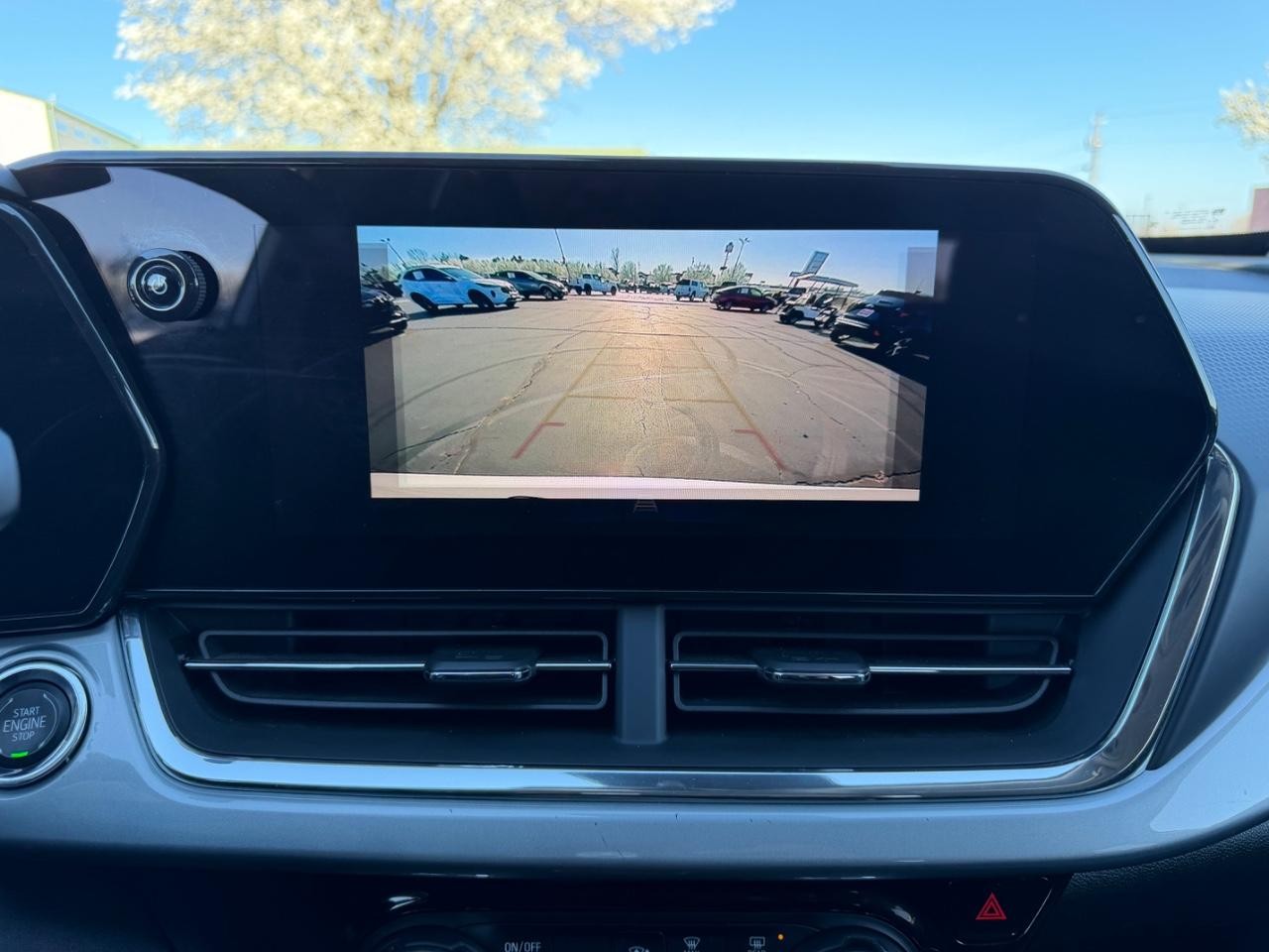 Chevrolet Trax Vehicle Full-screen Gallery Image 21