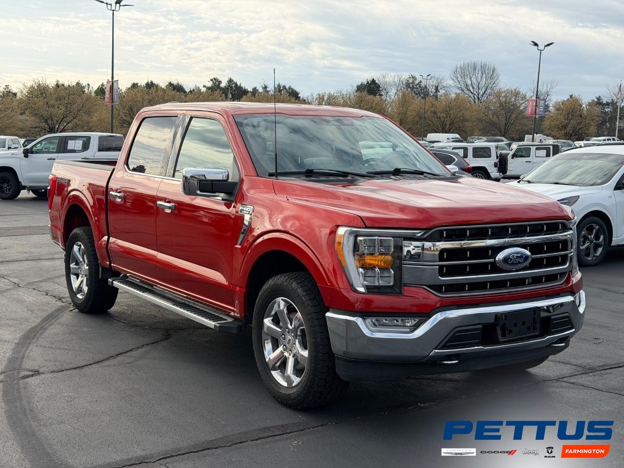 Ford F-150 Vehicle Full-screen Gallery Image 01