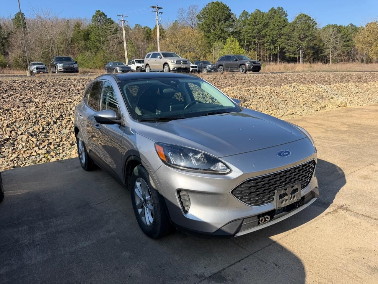 Ford Escape Vehicle Full-screen Gallery Image 02