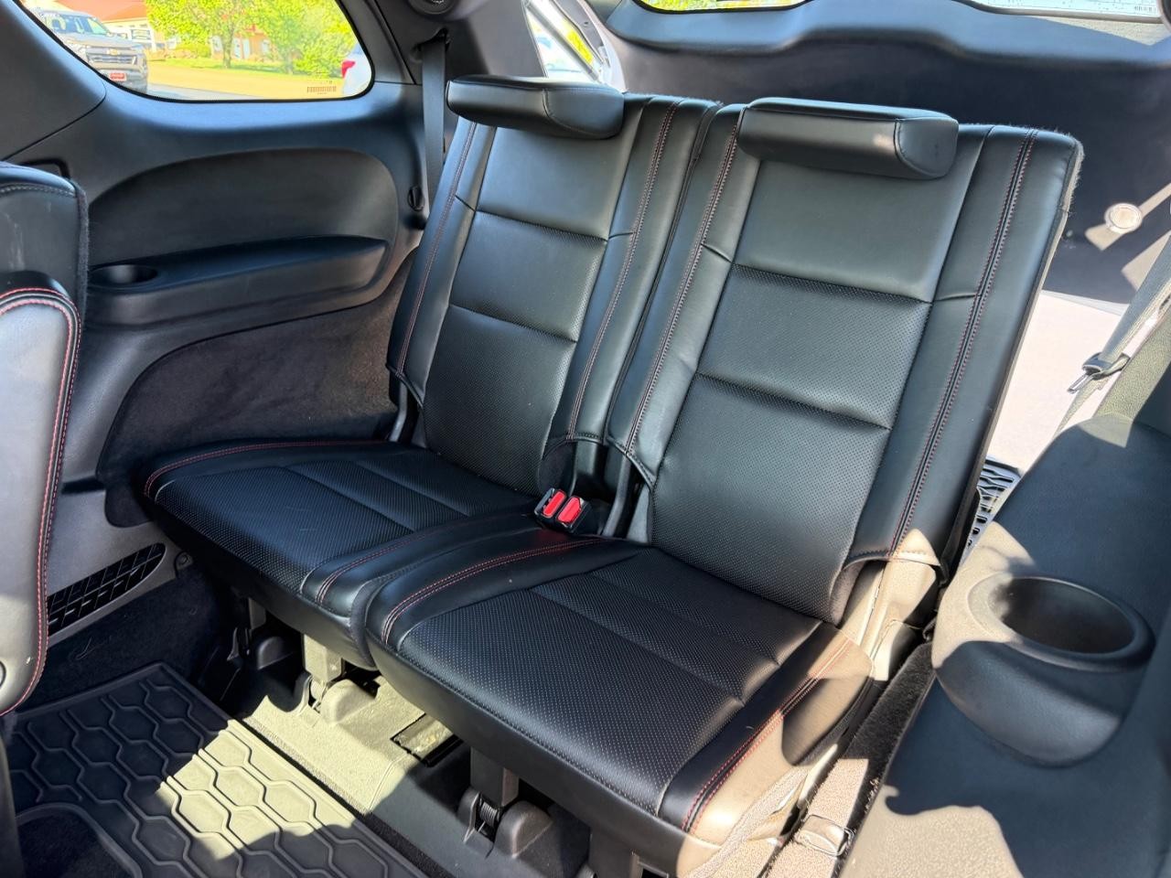 Dodge Durango Vehicle Full-screen Gallery Image 10