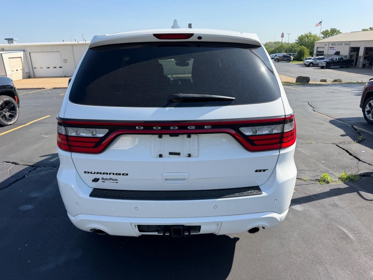 Dodge Durango Vehicle Full-screen Gallery Image 03