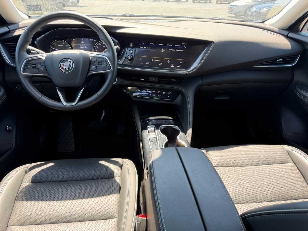 Buick Envision Vehicle Full-screen Gallery Image 11