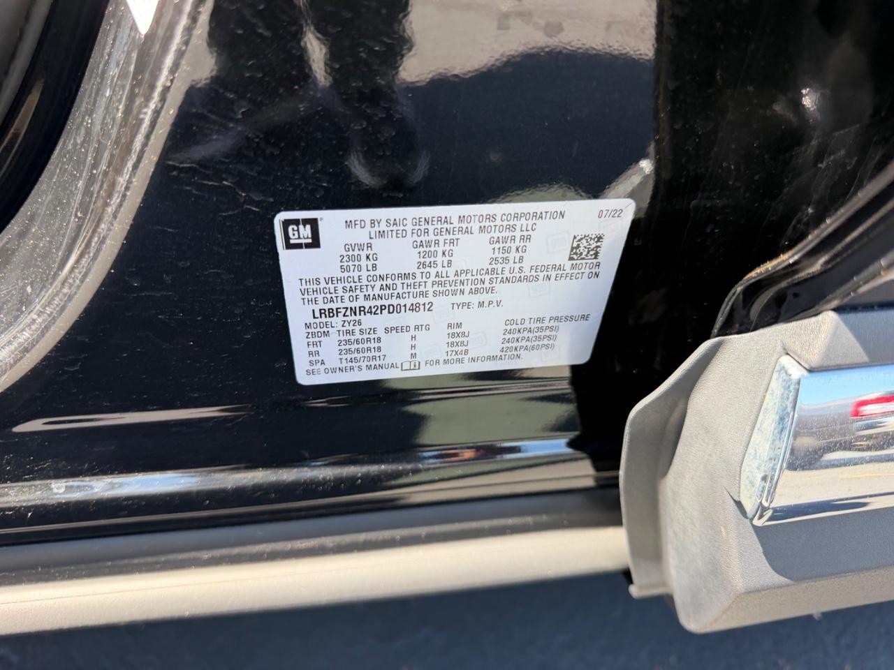 Buick Envision Vehicle Full-screen Gallery Image 24