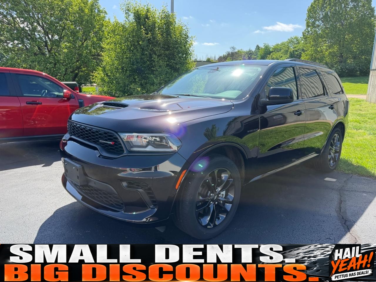 Dodge Durango Vehicle Full-screen Gallery Image 01