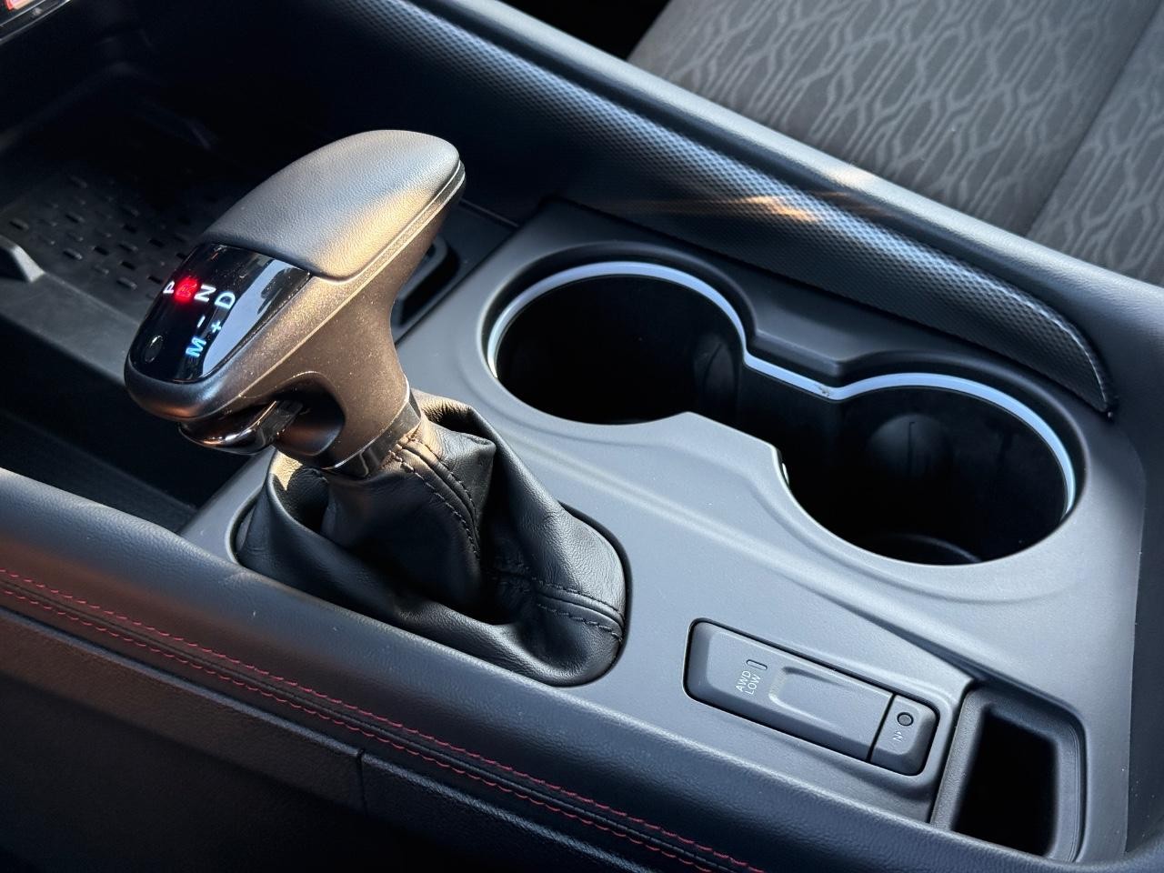 Dodge Durango Vehicle Full-screen Gallery Image 21