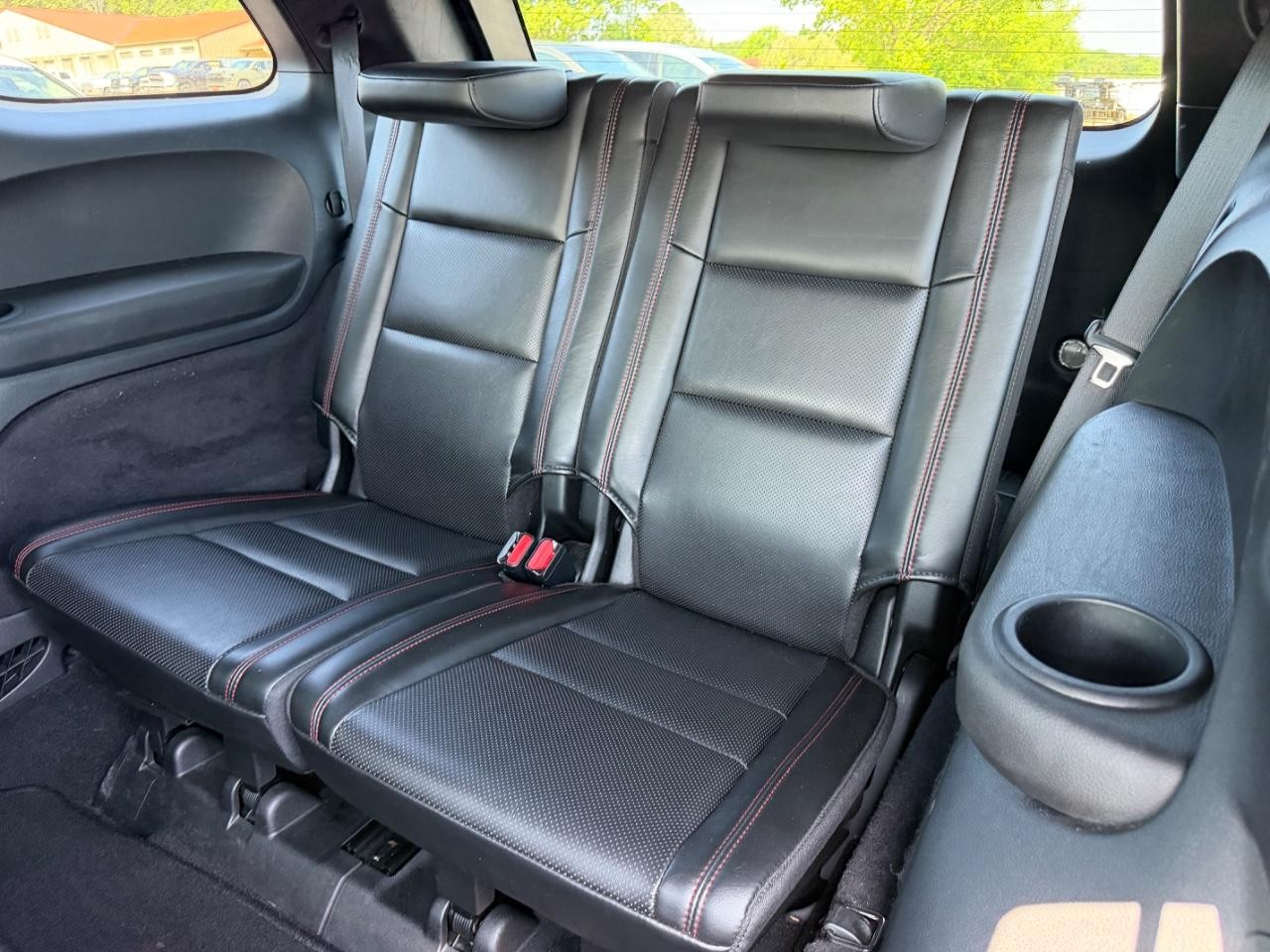 Dodge Durango Vehicle Full-screen Gallery Image 10