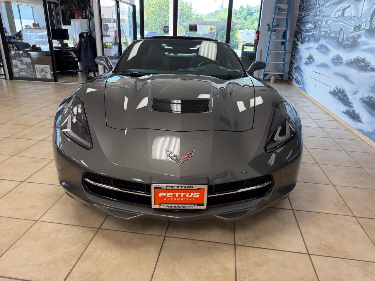 Chevrolet Corvette Vehicle Full-screen Gallery Image 08