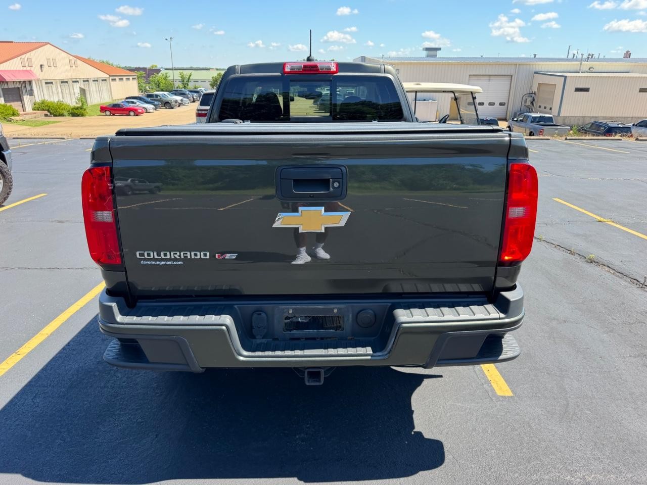 Chevrolet Colorado Vehicle Full-screen Gallery Image 03