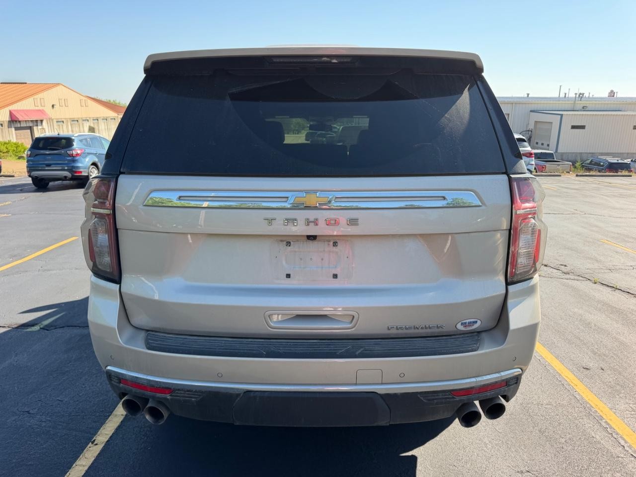 Chevrolet Tahoe Vehicle Full-screen Gallery Image 03