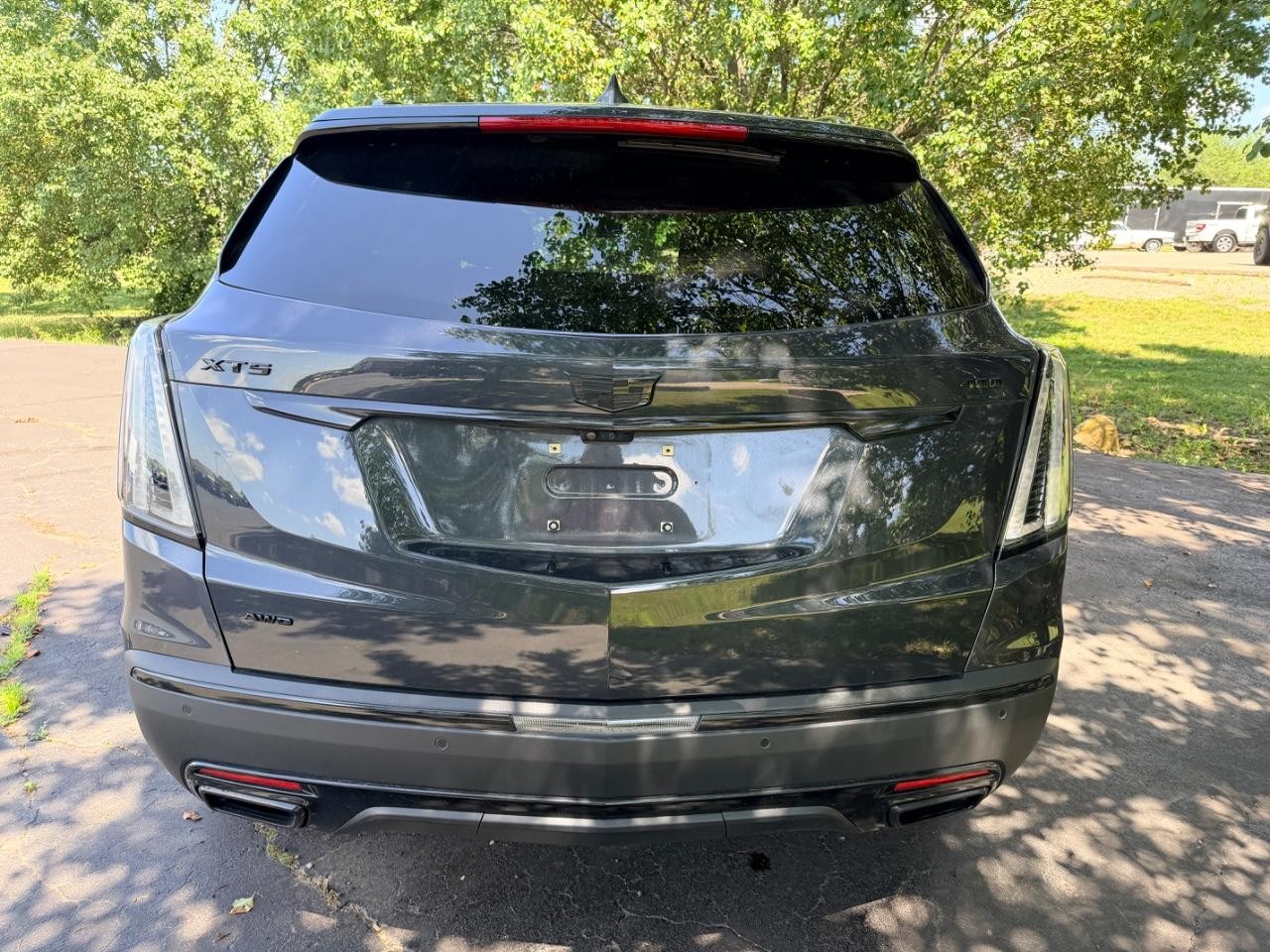 Cadillac XT5 Vehicle Full-screen Gallery Image 07