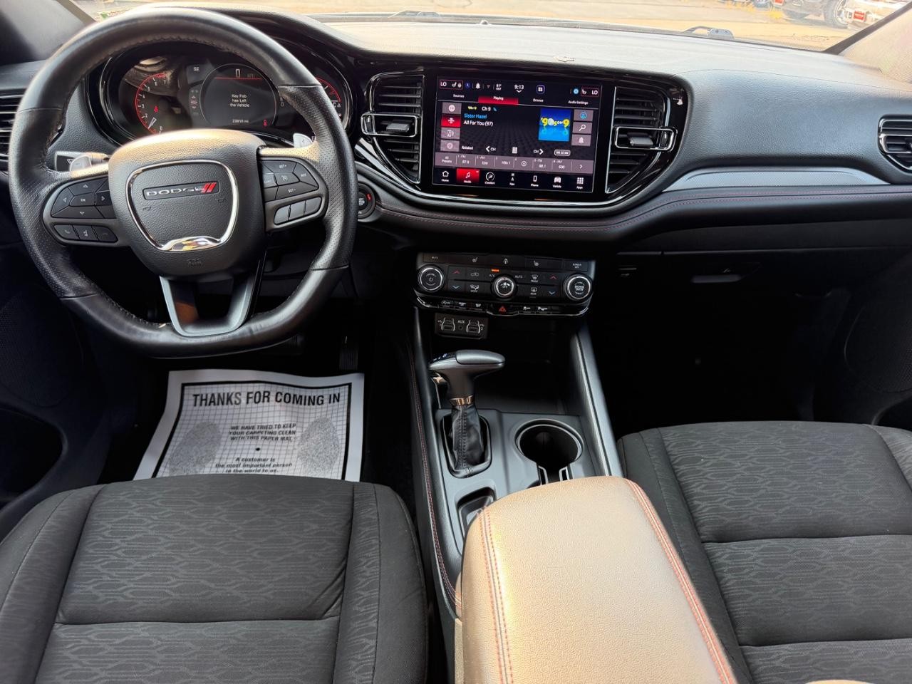 Dodge Durango Vehicle Full-screen Gallery Image 13