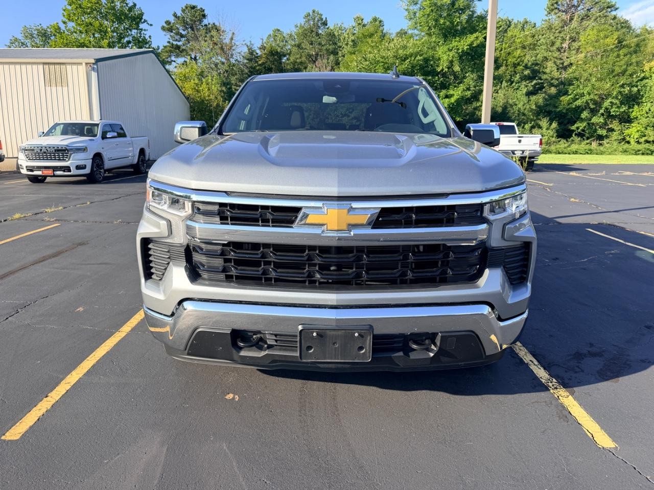 Chevrolet Silverado 1500 Vehicle Full-screen Gallery Image 10