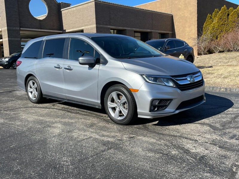 The 2019 Honda Odyssey EX-L Auto photos
