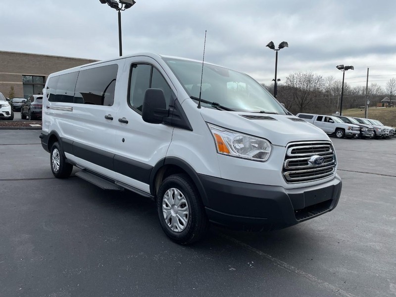 The 2017 Ford Transit Wagon T-350 148 photos
