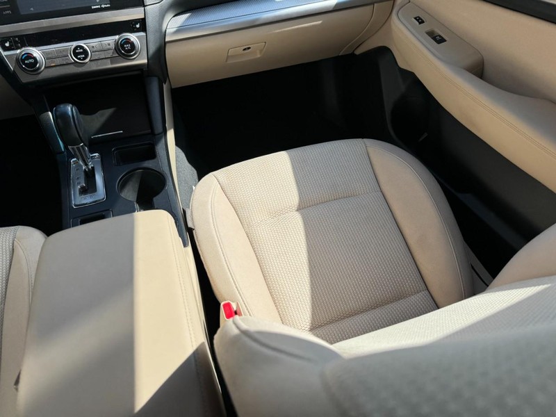 Subaru Outback Vehicle Image 15