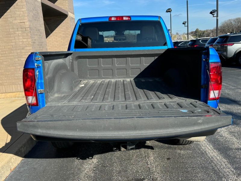 Ram 1500 Classic Vehicle Image 08