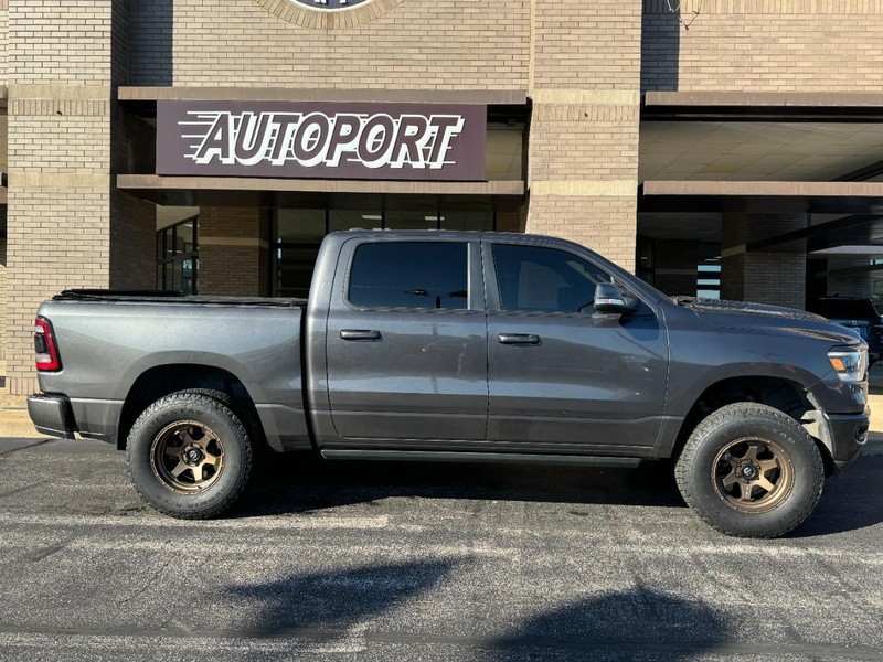 Ram 1500 Vehicle Image 02